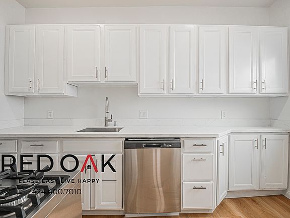 2nd image of 1818 Whitley Ave #107