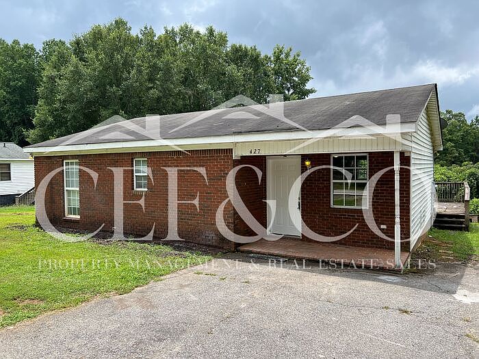 1st image of 427 Hawes Dr