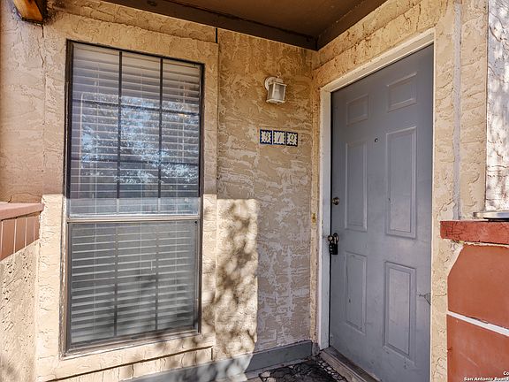 3rd image of 6100 Woodlake #312