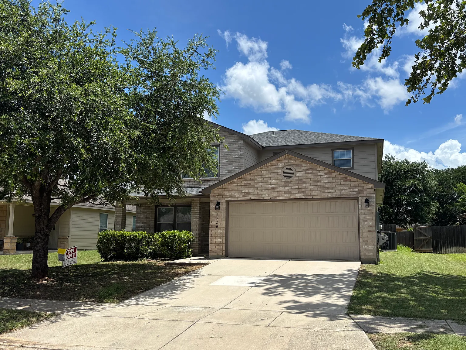 5 bed, 2669 sqft, $2,250 — Photo 1