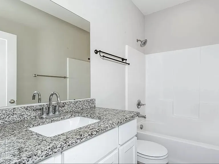 8036 E 34th Ct S — Photo 7