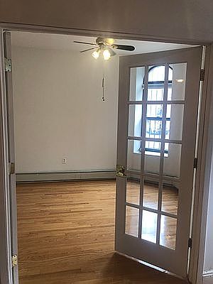 4th image of 307A W 146th St APT 1
