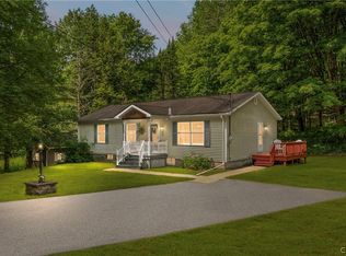 8573 Trenton Falls Prospect Rd, Remsen, NY 13438