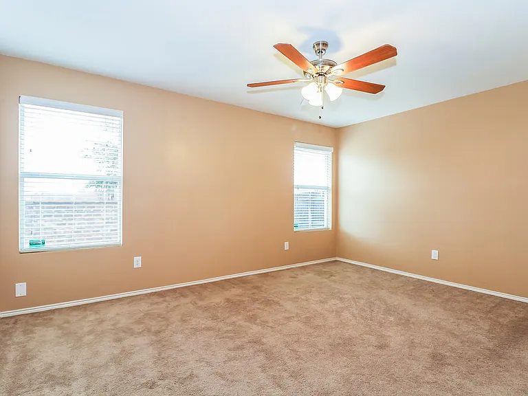 10001 Chrysalis Dr — Photo 9