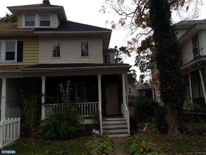 2nd image of 125 Parker Pl