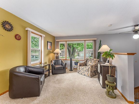 4th image of 5825 W Karen Dr
