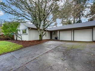 3258 Stark Ct, Eugene, OR 97404