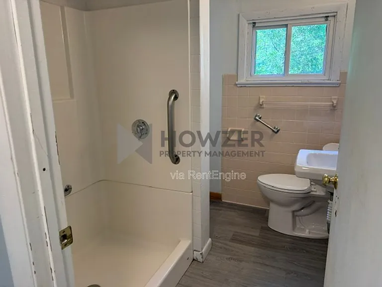 14 Ellis Dr — Photo 11