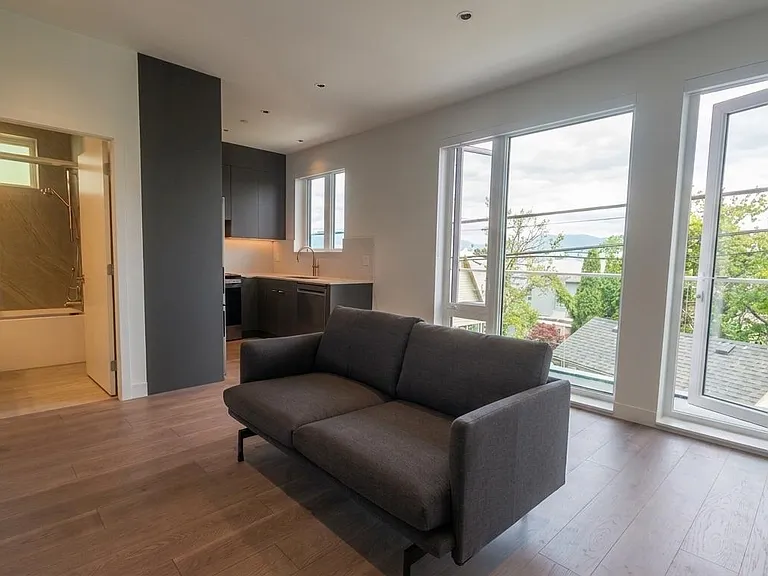 3550 Quesnel Dr #LANEWAY — Photo 3
