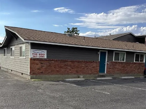 360 SW 9th St APT 3, Hermiston, OR 97838