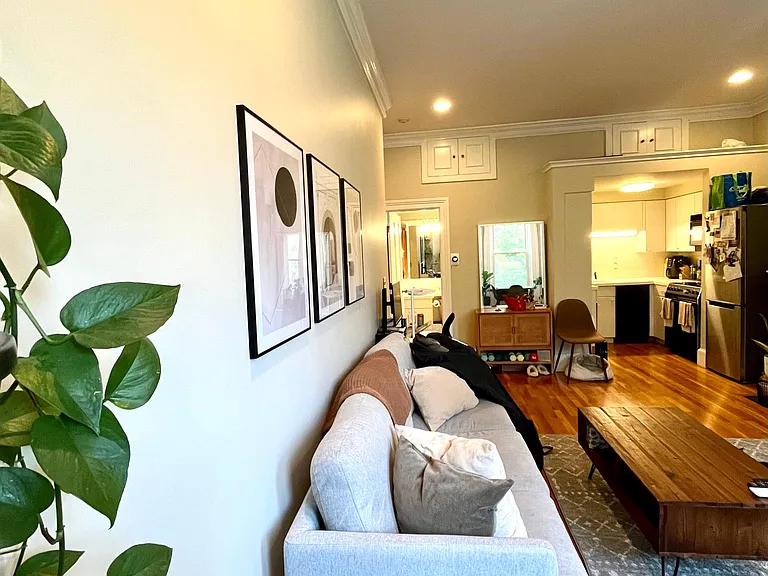 449 Beacon St #5 — Photo 2