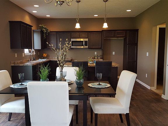 5th image of 19 Serene Valley Dr