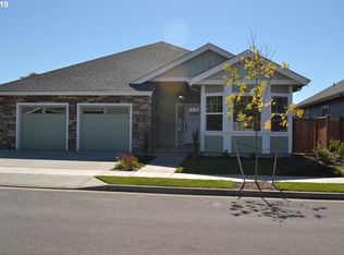 823 Lupine St, Springfield, OR 97477