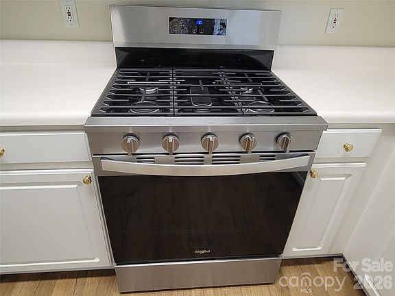 5th image of 3314 Arbor Pointe Dr