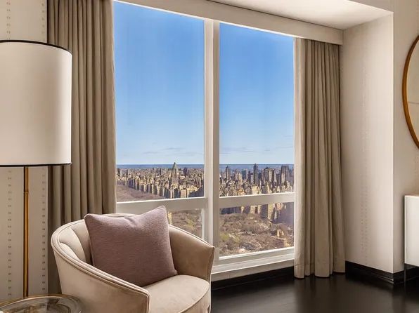 157 West 57th Street image 20 of 24