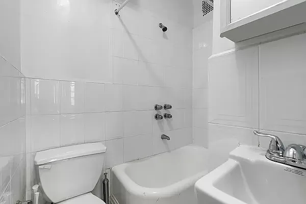 Rented by REAL New York | media 10