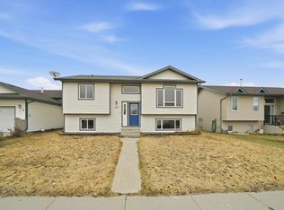 120 Premiere Cres, Blackfalds, AB T4M0E5