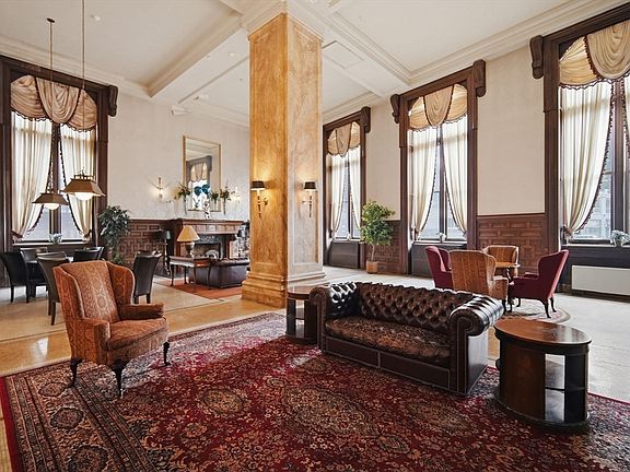 2nd image of 140 Chestnut St APT 205