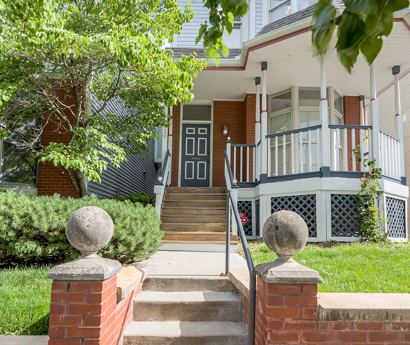 2 bed, 1.5 bath, 2000 sqft, $2,950 — Photo 3