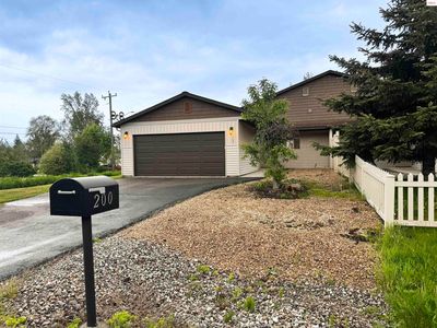 200 Brittany Loop, Kootenai, ID, 83840
