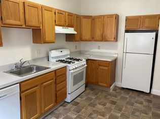17 Hemenway St #3A, Boston, MA 02115