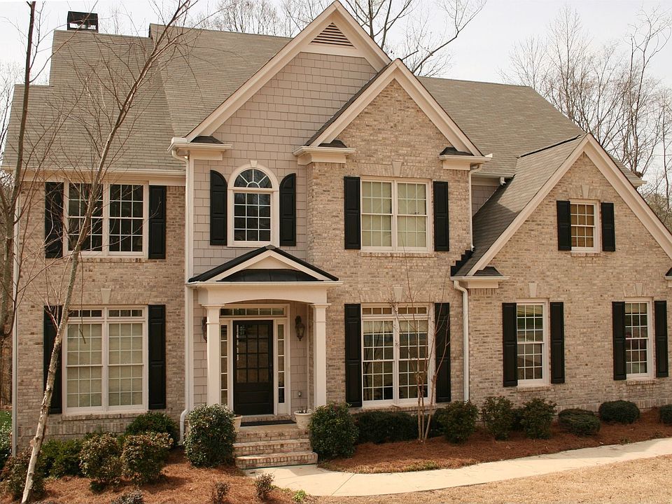Beautiful home on Cul-de-sac street