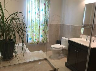 166 68th St #1, Brooklyn, NY 11220