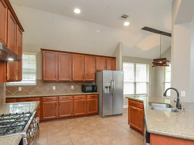 26202 Caper Meadow Ln — Photo 9