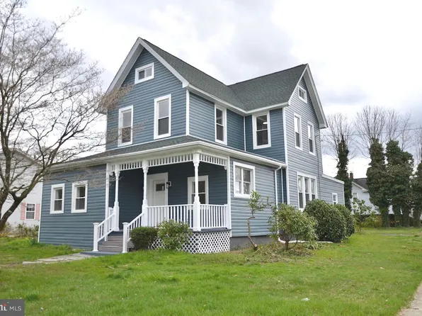 206 S Delsea Dr, Clayton, NJ 08312