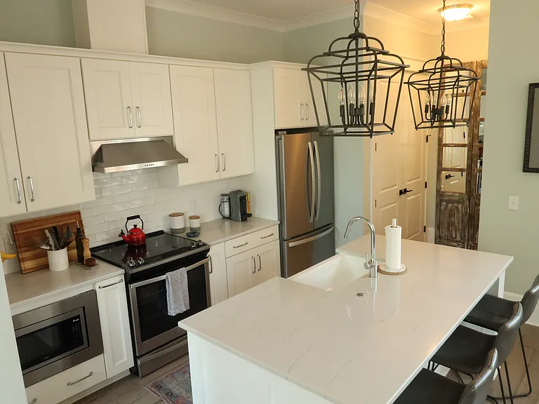 994 Key Colony Ct — Photo 7