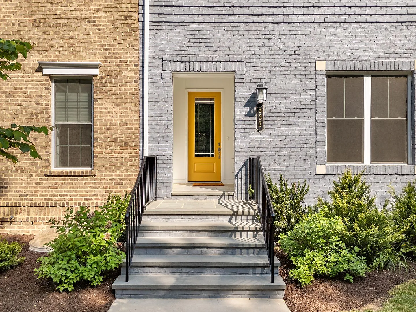 4 bedroom 4.5 bath townhouse @ Midtown! — Photo 3