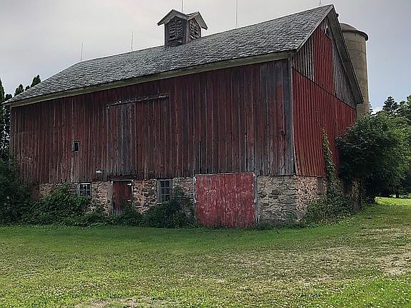 Barn.