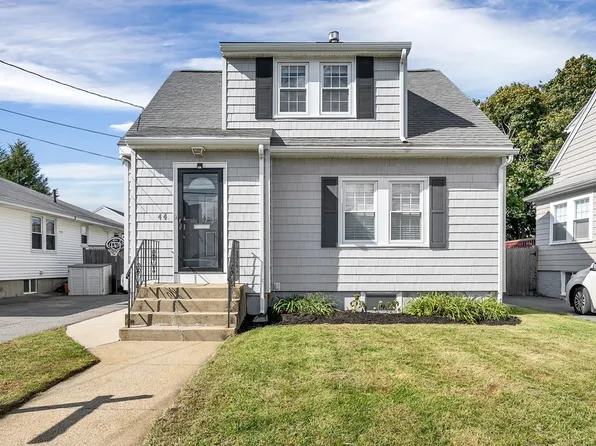 44 Woodward St, Everett, MA 02149