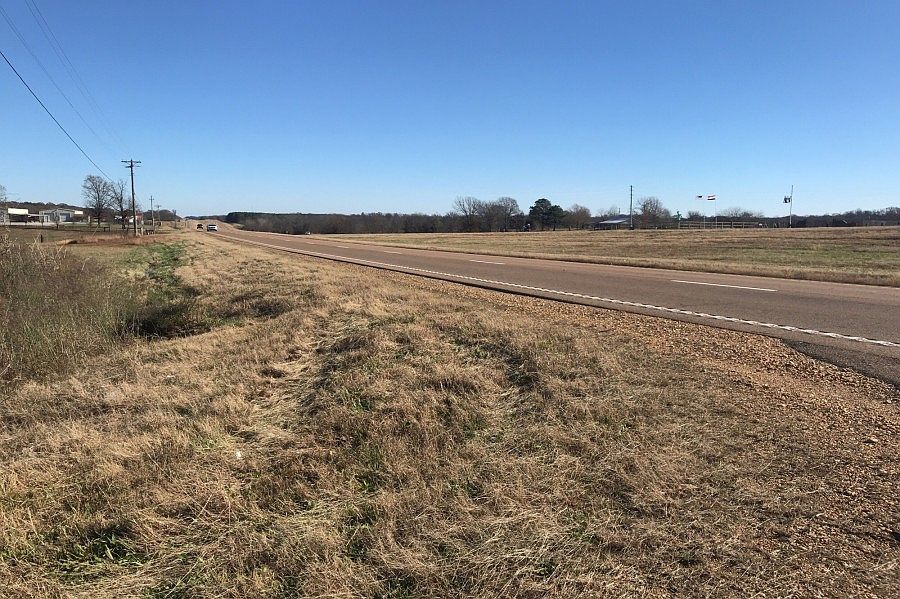 2nd image of 918 Highway 72