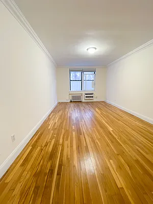 Rented by Urban Real Estate Inc | media 1