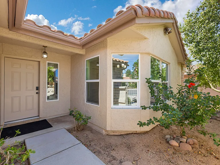 4285 W Plantation St — Photo 3