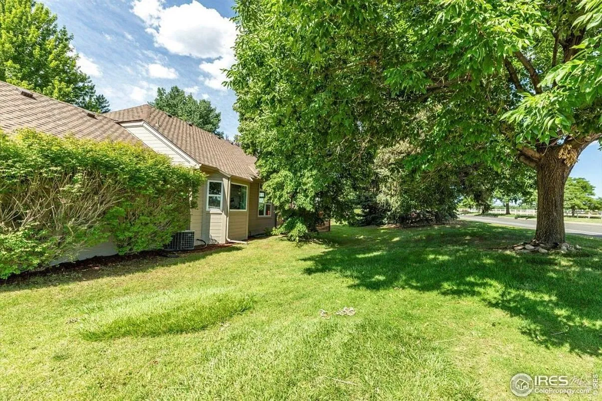4 bed, 2782 sqft, $3,000 — Photo 2