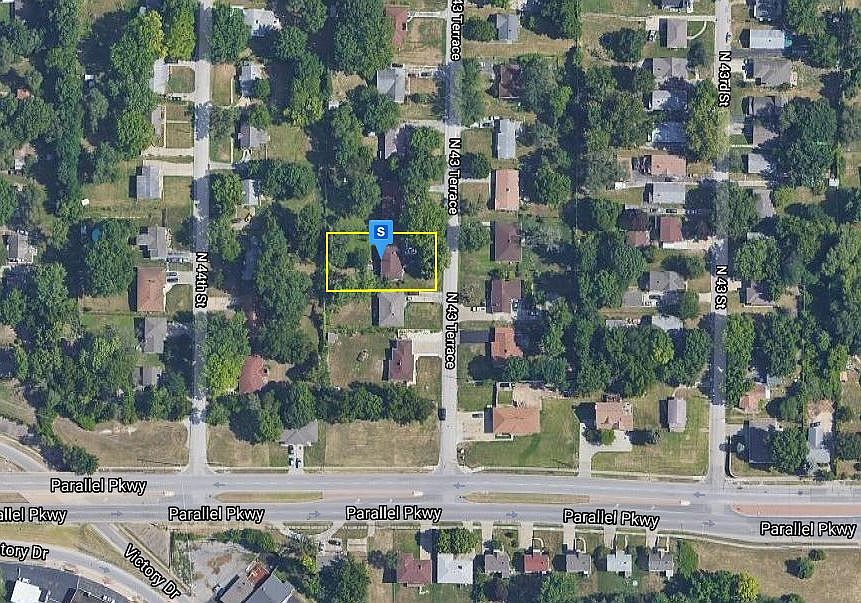 1st image of 2100 N 43rd Ter