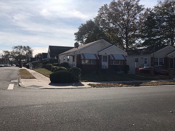3rd image of 18714 121st Ave