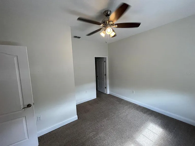 2745 Peony Dr — Photo 28