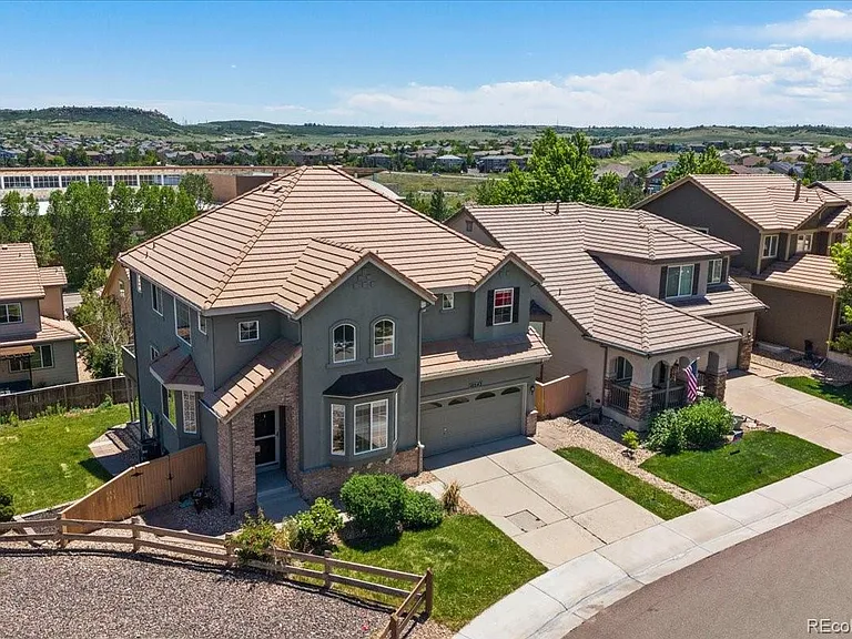 10543 Laurelglen Cir — Photo 3