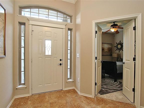 4th image of 11824 SW 18th St