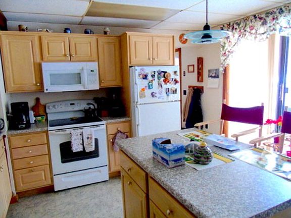 3rd image of 289 Wesvalley Rd Unit 1