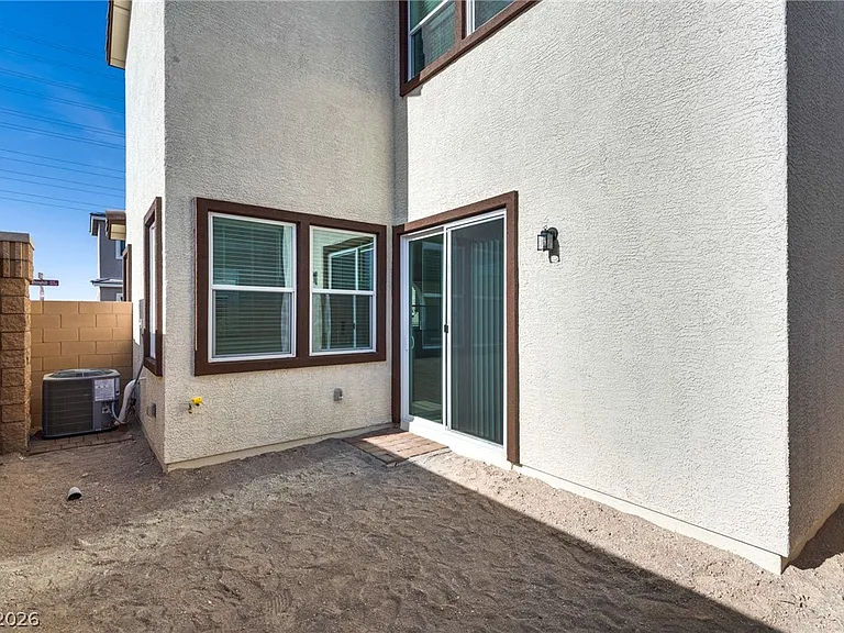 10733 Rhinehill Ave — Photo 15