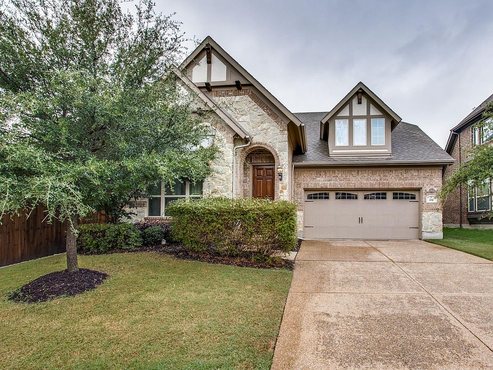 1st image of 406 Hogue Ln