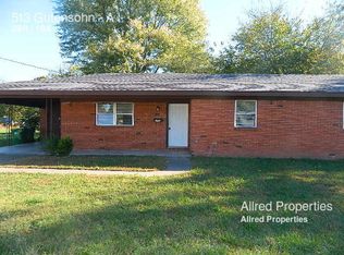 513 S Gutensohn Rd, Springdale, AR 72762