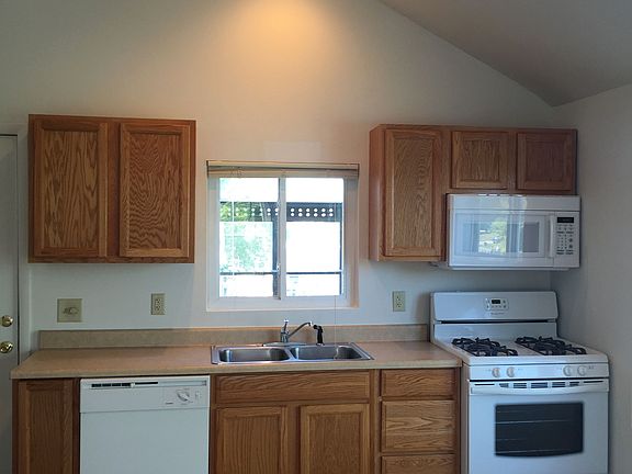 2nd image of 8755 Hilton Rd APT 2