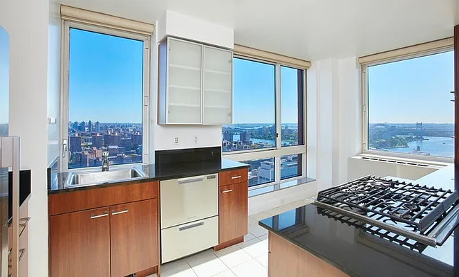 Sold by Brown Harris Stevens | media 9