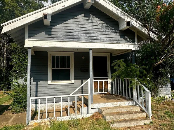 715 N 8th St, Enid, OK 73701