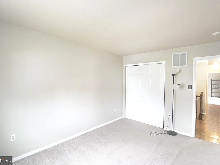 2041 Greenes Way Cir — Photo 15